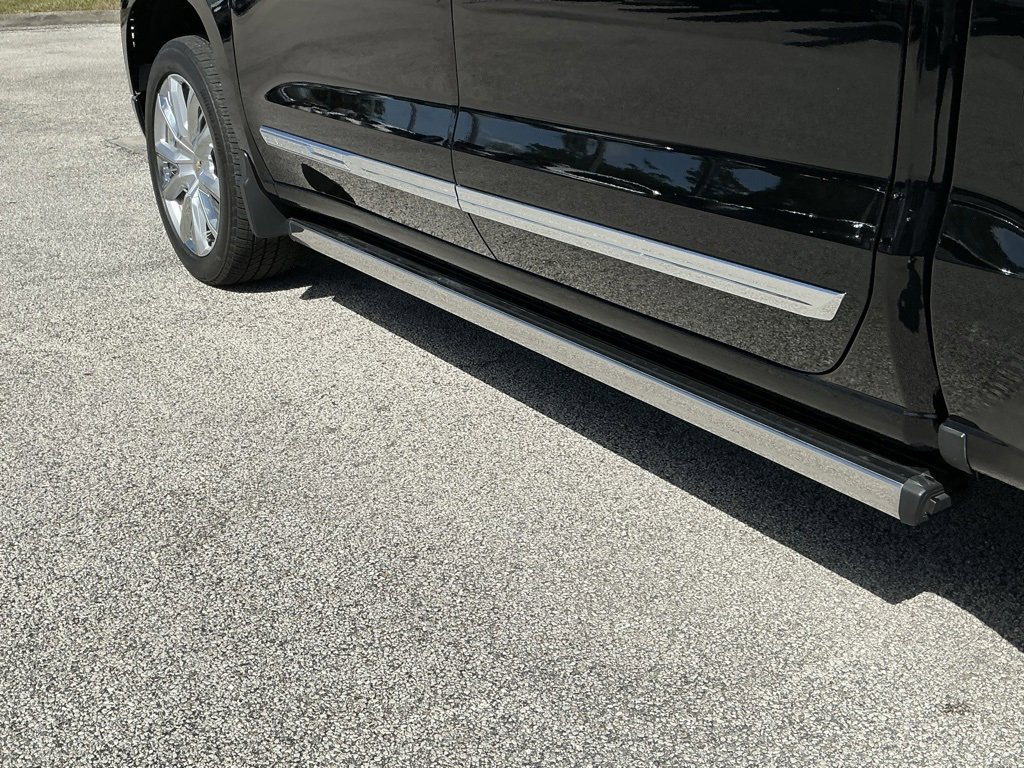 Used 2024 Chevrolet Silverado 1500 High Country image 30