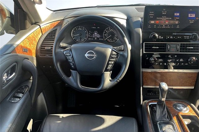 Used 2023 Nissan Armada SL image 7