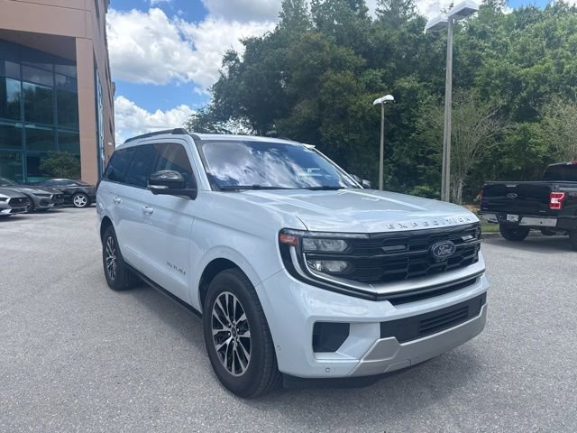 Certified 2025 Ford Expedition Platinum AWD/4WD image 10