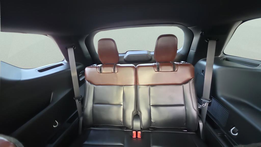 Certified 2023 Ford Explorer Platinum w/ Technology Package image 31