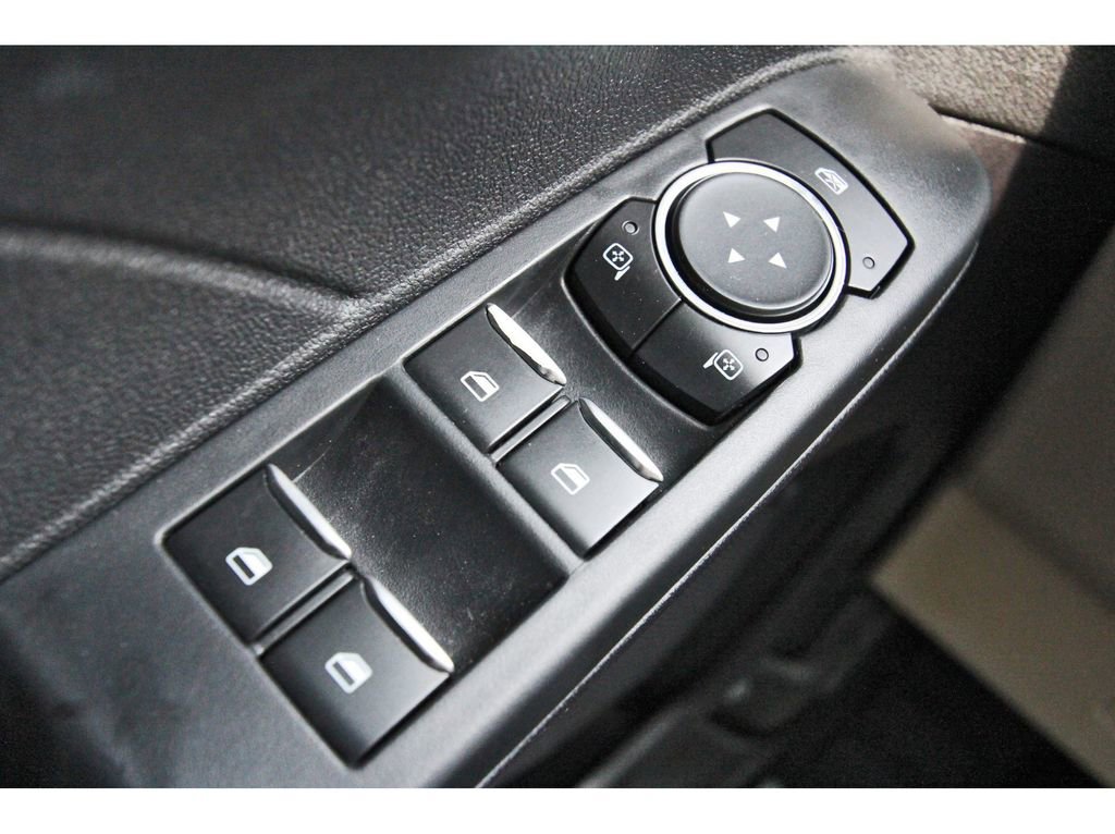 Certified 2022 Ford Escape SEL FWD image 19