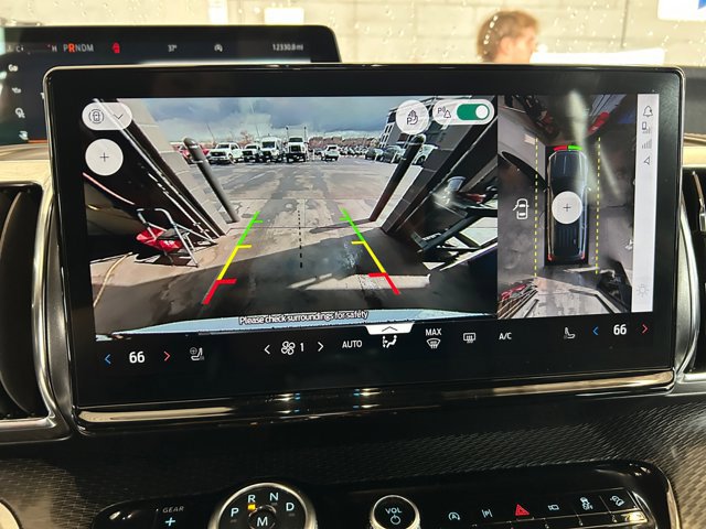 Certified 2025 Ford Expedition Max Platinum w/ Stealth Performance Package image 29