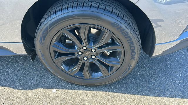 Certified 2022 Ford Edge SE w/ Black Appearance Package image 6