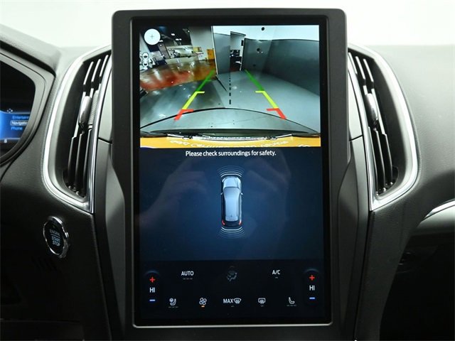 Certified 2024 Ford Edge Titanium w/ Equipment Group 301A image 28