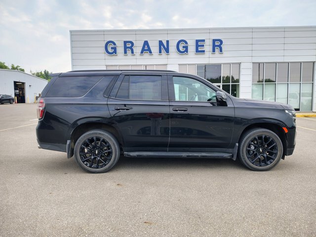 Used 2022 Chevrolet Tahoe RST w/ Sport Performance Package AWD/4WD image 7