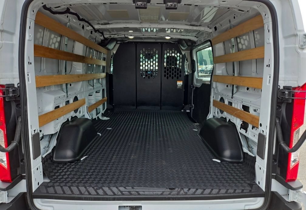 Certified 2025 Ford Transit 250 Low Roof w/ Exterior Upgrade Package RWD image 9