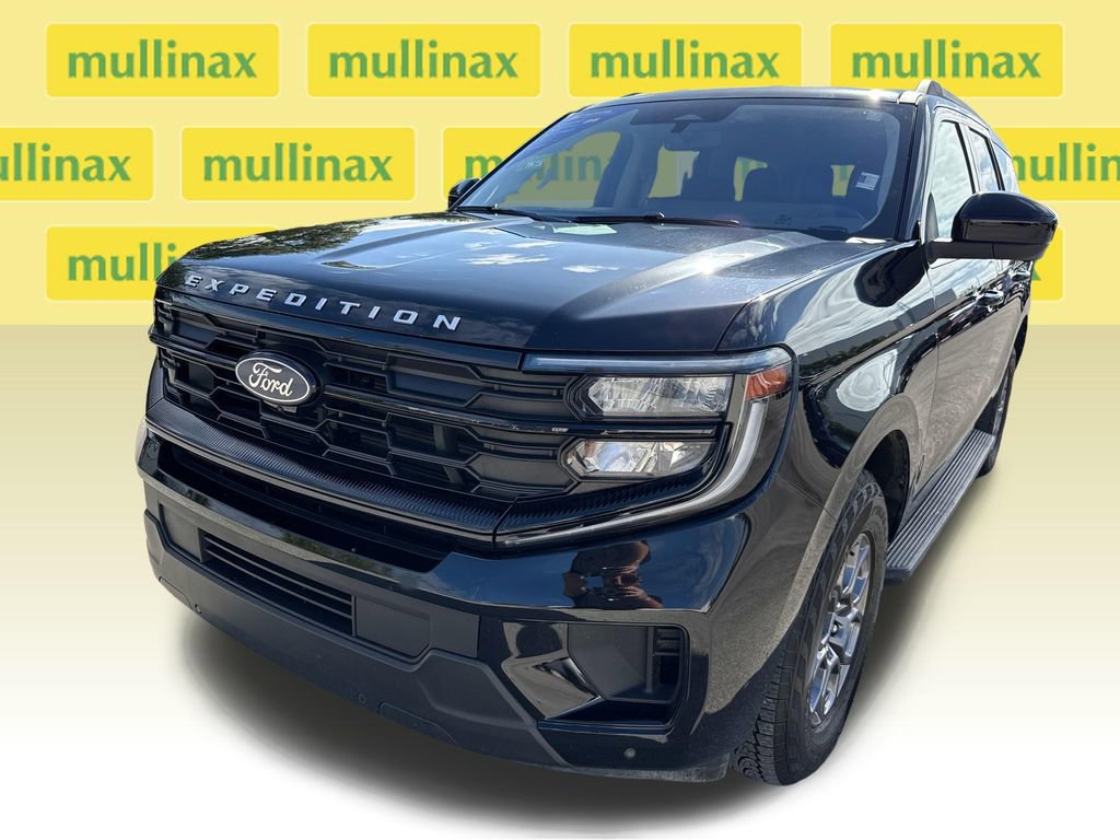 Certified 2025 Ford Expedition Active image 10