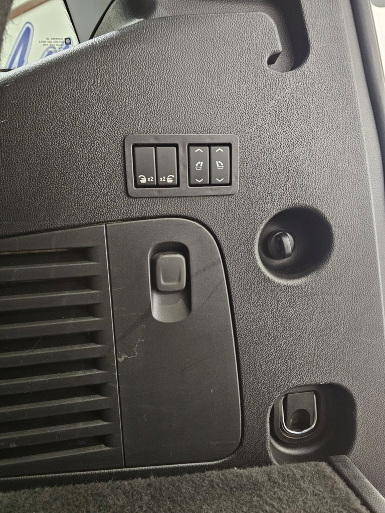 Used 2020 Chevrolet Tahoe LT image 49