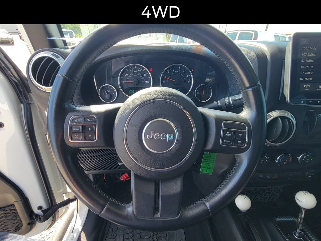 Used 2018 Jeep Wrangler Rubicon w/ Power Convenience Group AWD/4WD image 18