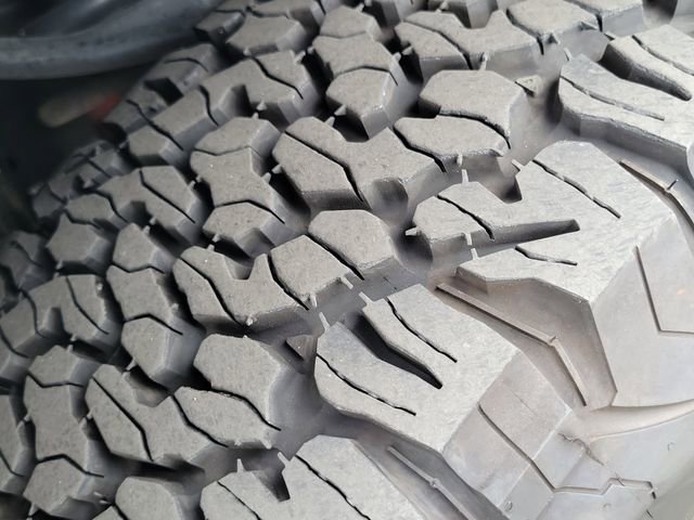 Certified 2024 Ford F150 Raptor AWD/4WD image 33