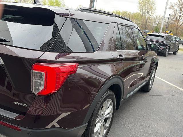 Certified 2023 Ford Explorer XLT w/ Equipment Group 202A AWD/4WD image 5
