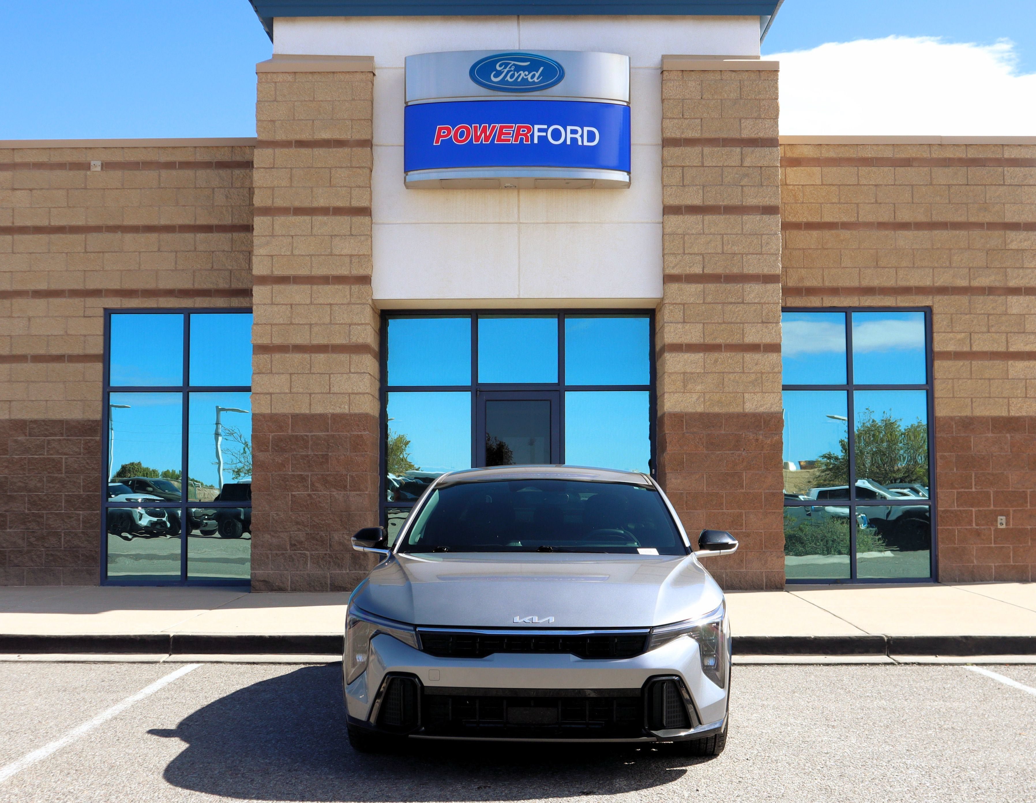 Used 2025 Kia K4 GT-Line FWD image 3