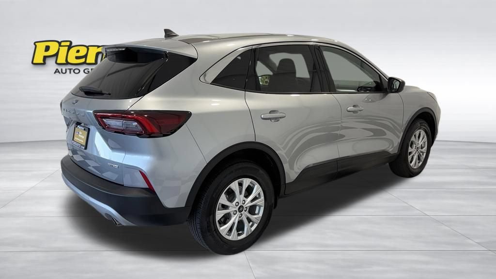 Certified 2024 Ford Escape Active AWD/4WD image 8