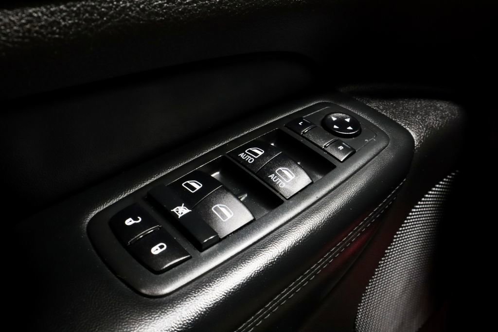 Used 2020 Jeep Grand Cherokee Altitude image 27