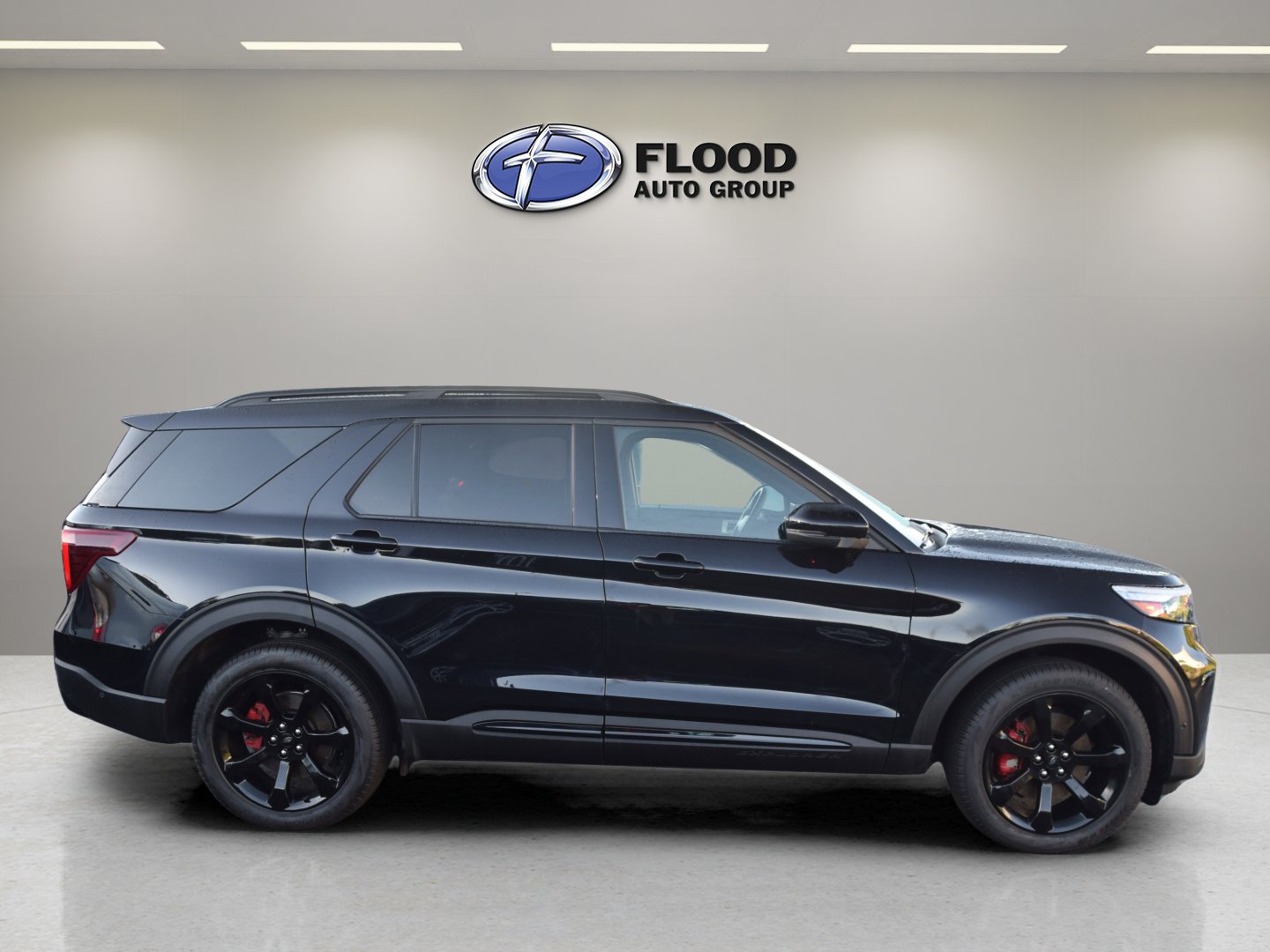 Certified 2024 Ford Explorer ST w/ Equipment Group 401A AWD/4WD image 3