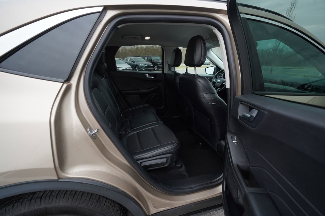 Certified 2021 Ford Escape SEL FWD image 22