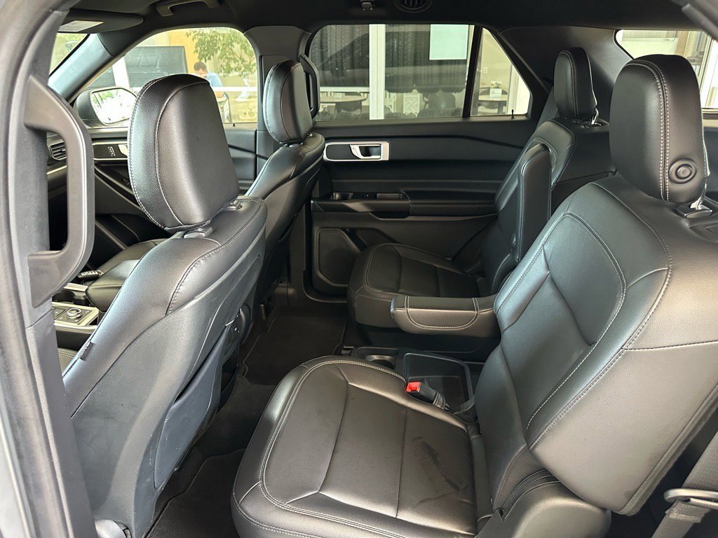 Certified 2020 Ford Explorer XLT w/ Equipment Group 202A image 24
