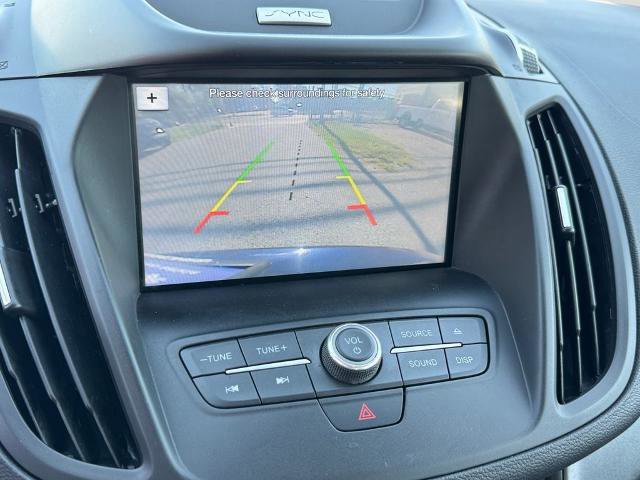 Certified 2017 Ford C-MAX Energi SE w/ Equipment Group 401A FWD image 18