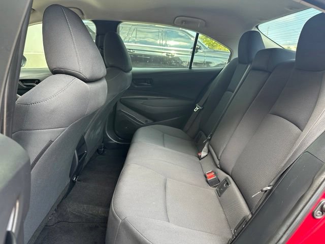 Used 2022 Toyota Corolla LE FWD image 15