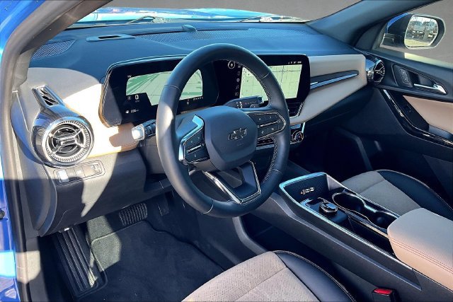 Used 2026 Chevrolet Equinox ACTIV w/ Convenience Package III FWD image 10