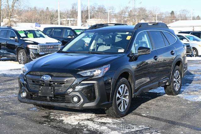 Used 2024 Subaru Outback Premium image 5