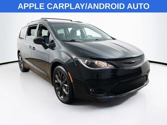 Used 2020 Chrysler Pacifica Touring w/ S Appearance Package