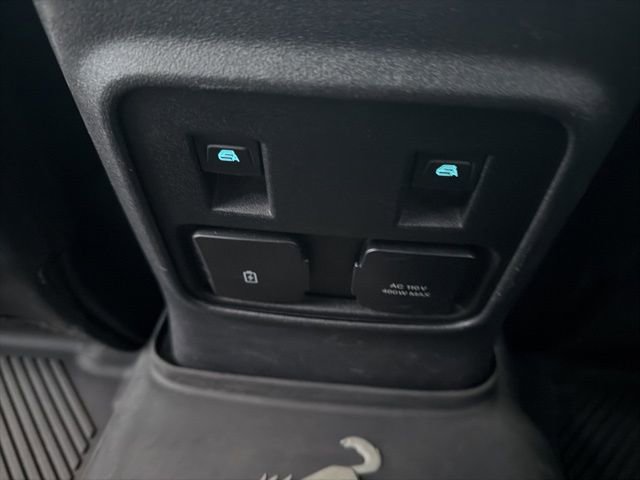 Certified 2022 Ford Bronco Outer Banks w/ Sasquatch Package image 17