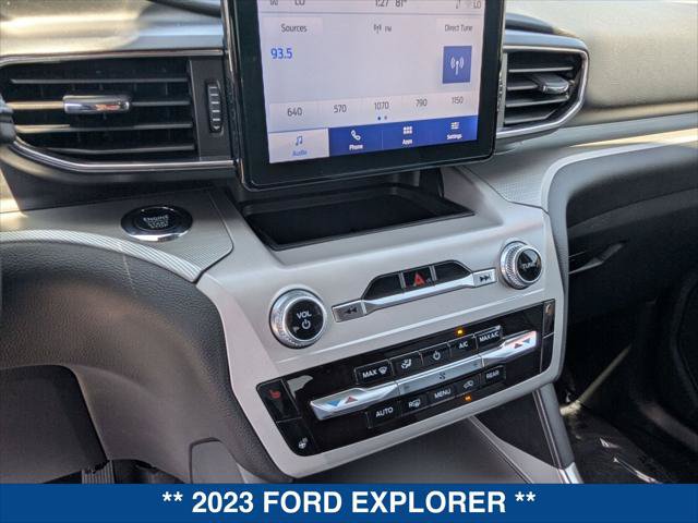 Certified 2023 Ford Explorer XLT w/ Equipment Group 202A RWD image 16
