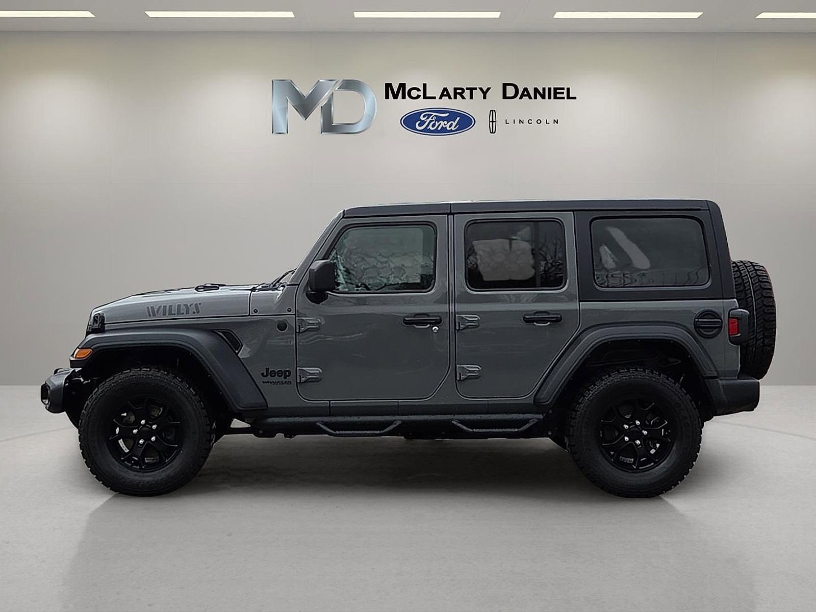 Used 2021 Jeep Wrangler Unlimited Willys image 3
