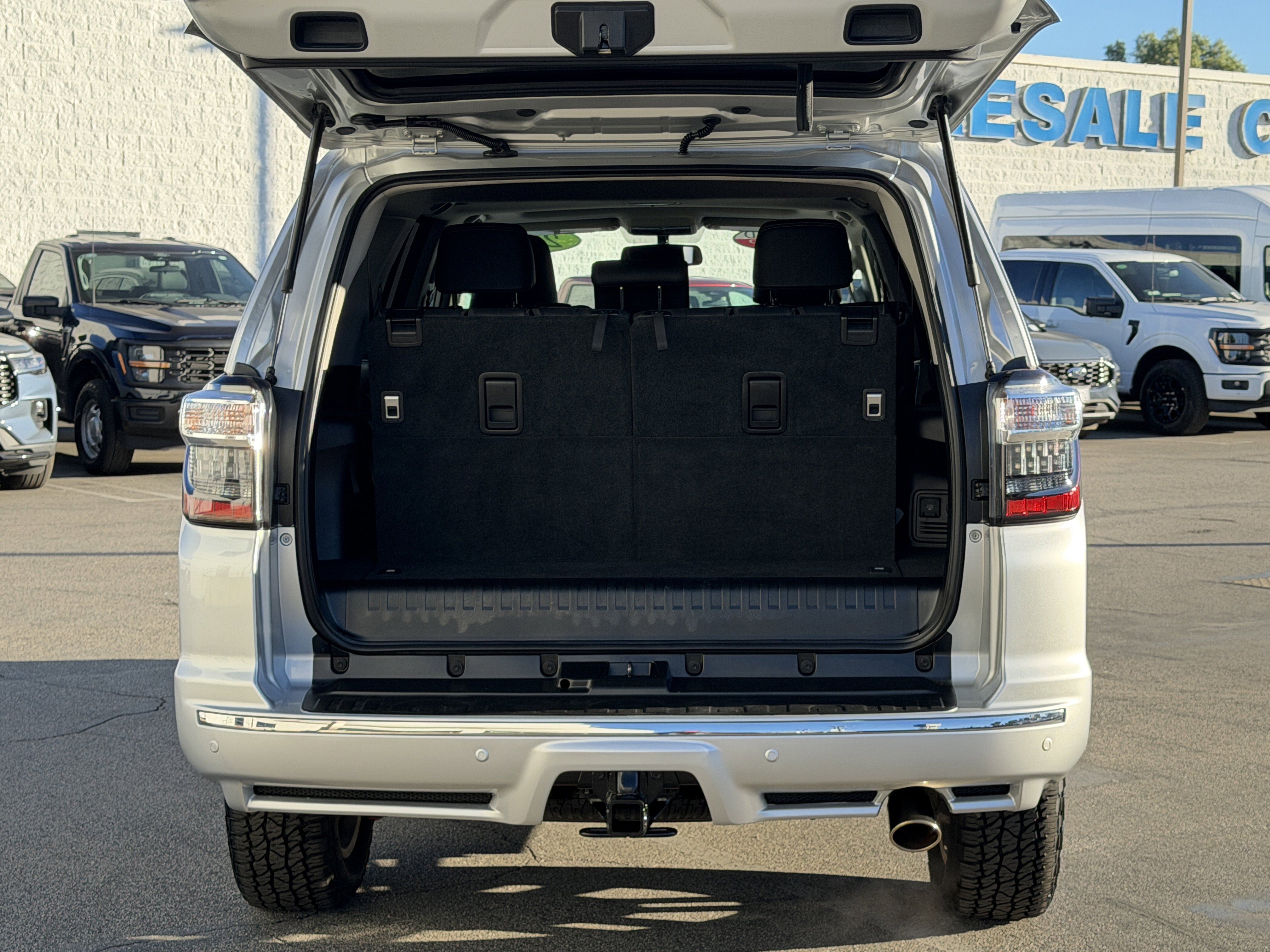 Used 2019 Toyota 4Runner Limited image 9