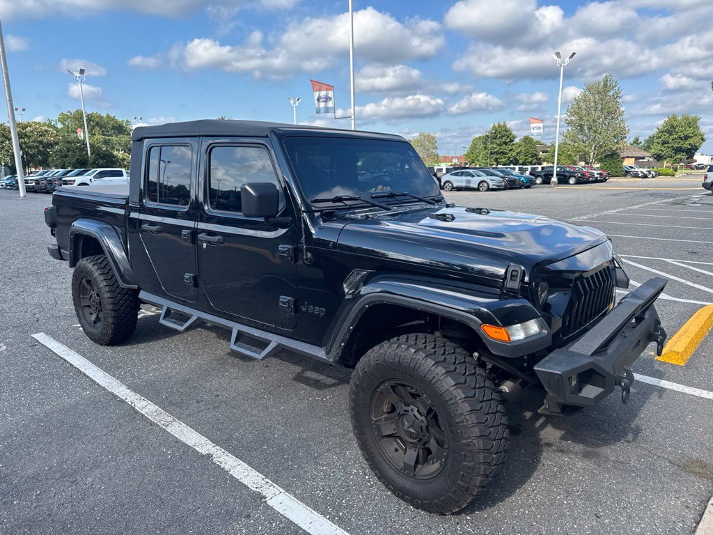Used 2022 Jeep Gladiator Sport AWD/4WD image 2