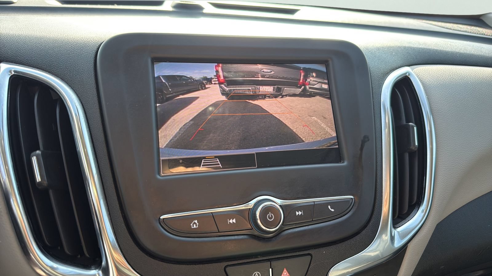 Used 2024 Chevrolet Equinox LS w/ LS Convenience Package FWD image 19