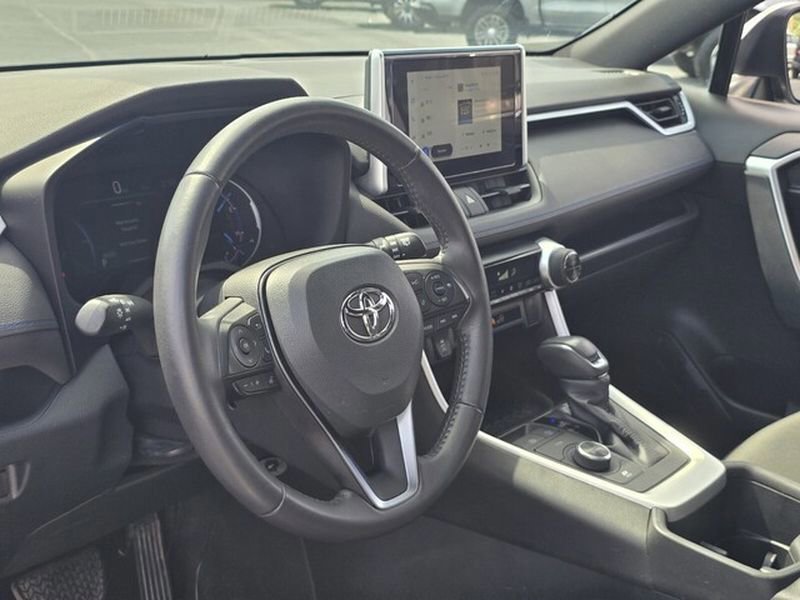 Used 2023 Toyota RAV4 SE AWD/4WD image 13