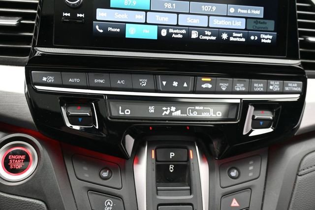 Used 2025 Honda Odyssey Sport-L image 21