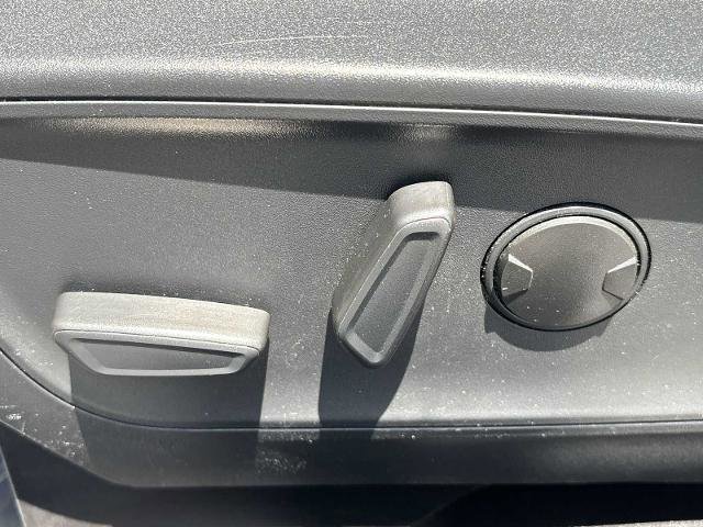 Certified 2024 Ford Escape Platinum AWD/4WD image 33