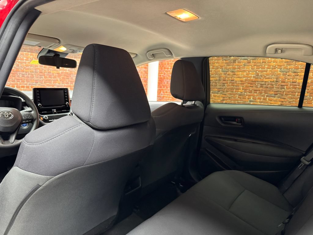 Used 2022 Toyota Corolla LE FWD image 24