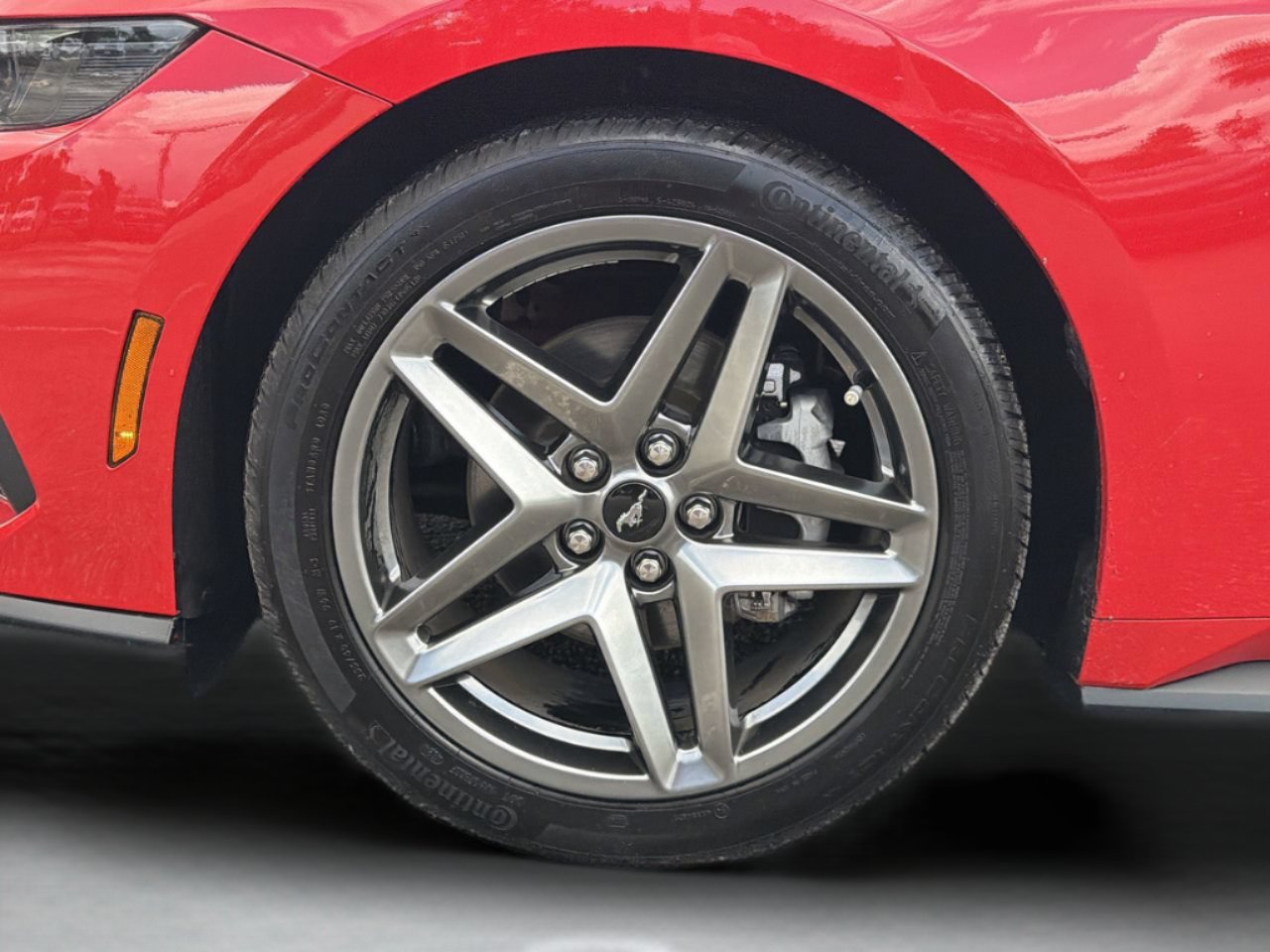 Certified 2025 Ford Mustang Coupe RWD image 30