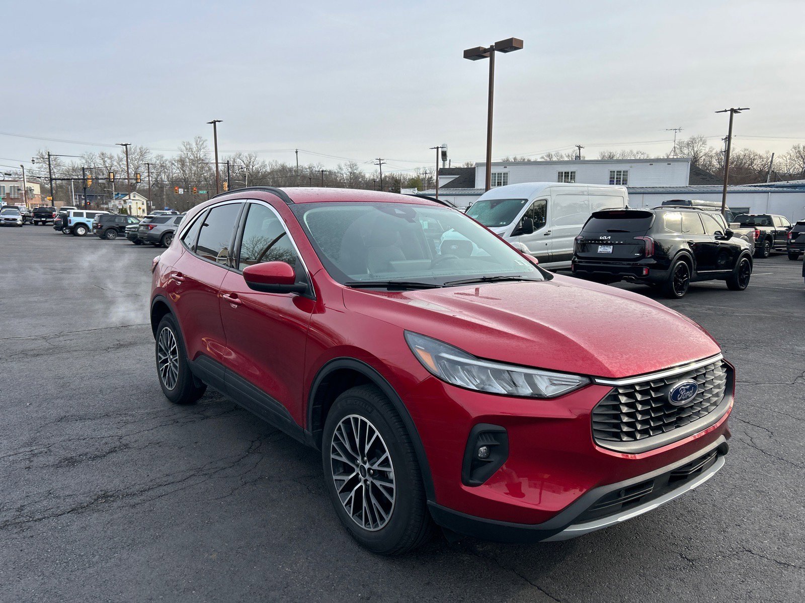 Certified 2024 Ford Escape Base image 3