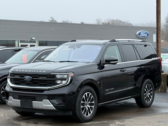Certified 2025 Ford Expedition Platinum image 3