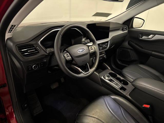 Certified 2025 Ford Escape SE w/ PHEV Premium Package image 5
