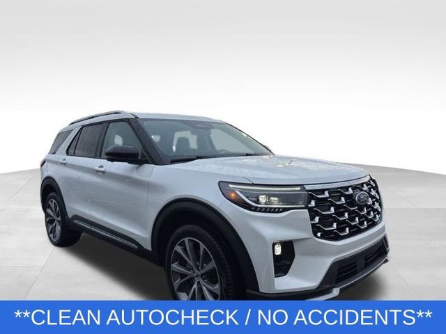 Certified 2025 Ford Explorer Platinum w/ Ultimate Package image 6
