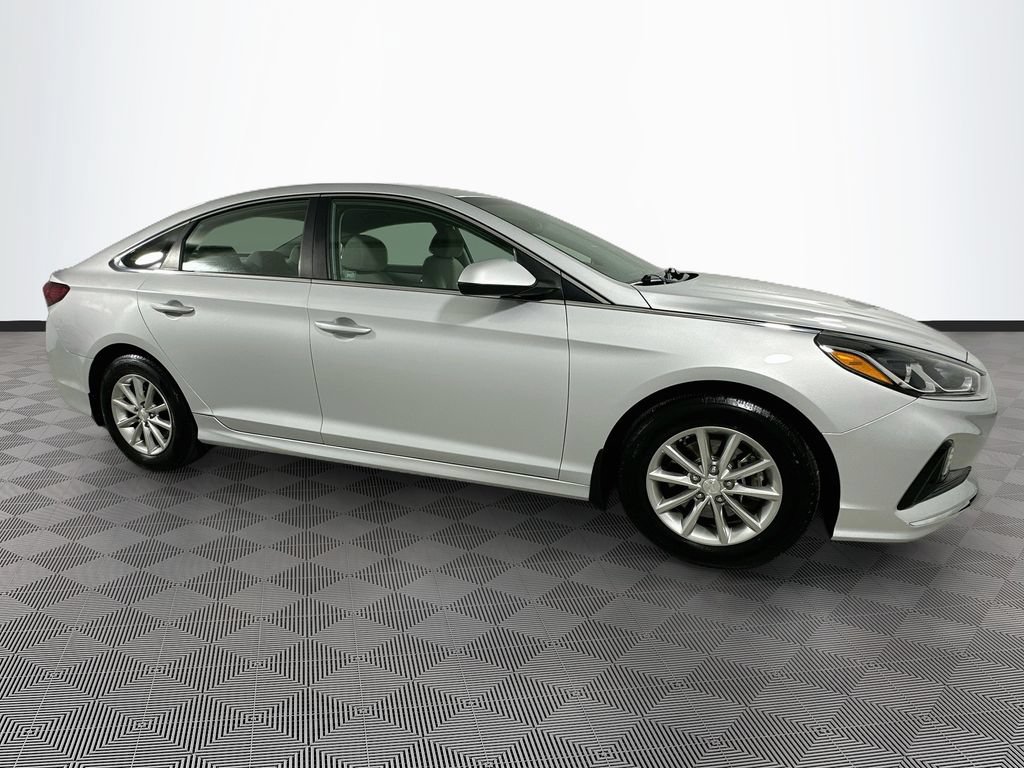 Used 2019 Hyundai Sonata SE FWD image 11