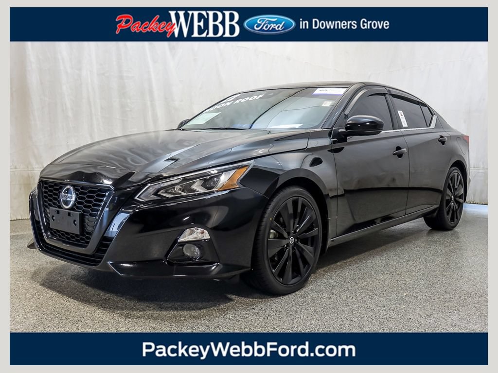 Used 2022 Nissan Altima 2.5 SR w/ Midnight Edition Package