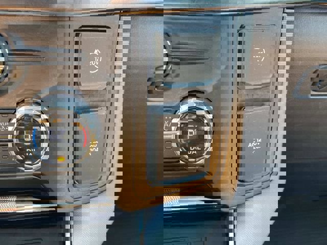 Certified 2021 Ford F150 Platinum w/ Equipment Group 701A High image 31