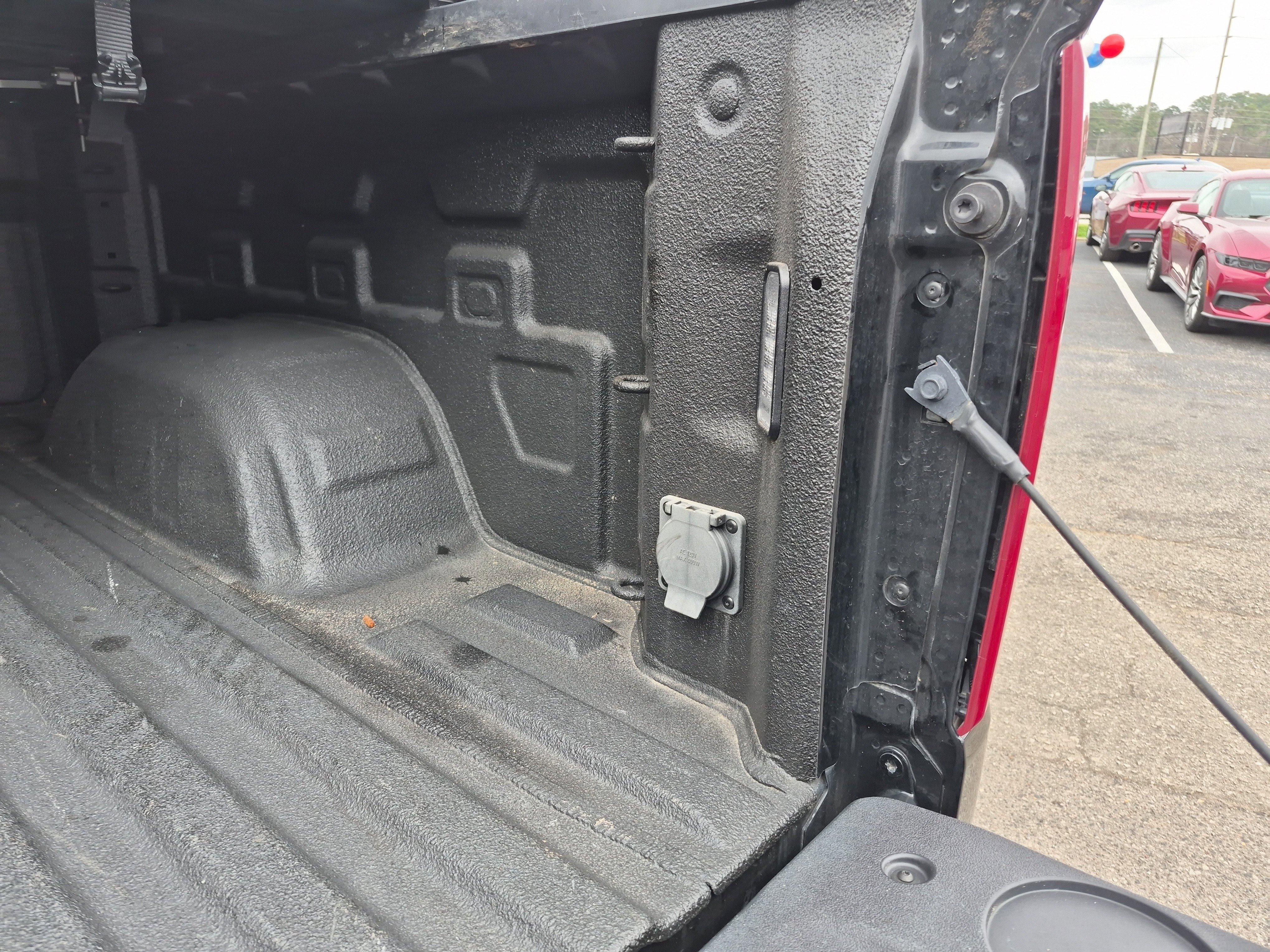 Used 2024 Chevrolet Silverado 1500 Custom Trail Boss w/ LPO, Dark Essentials Package image 9