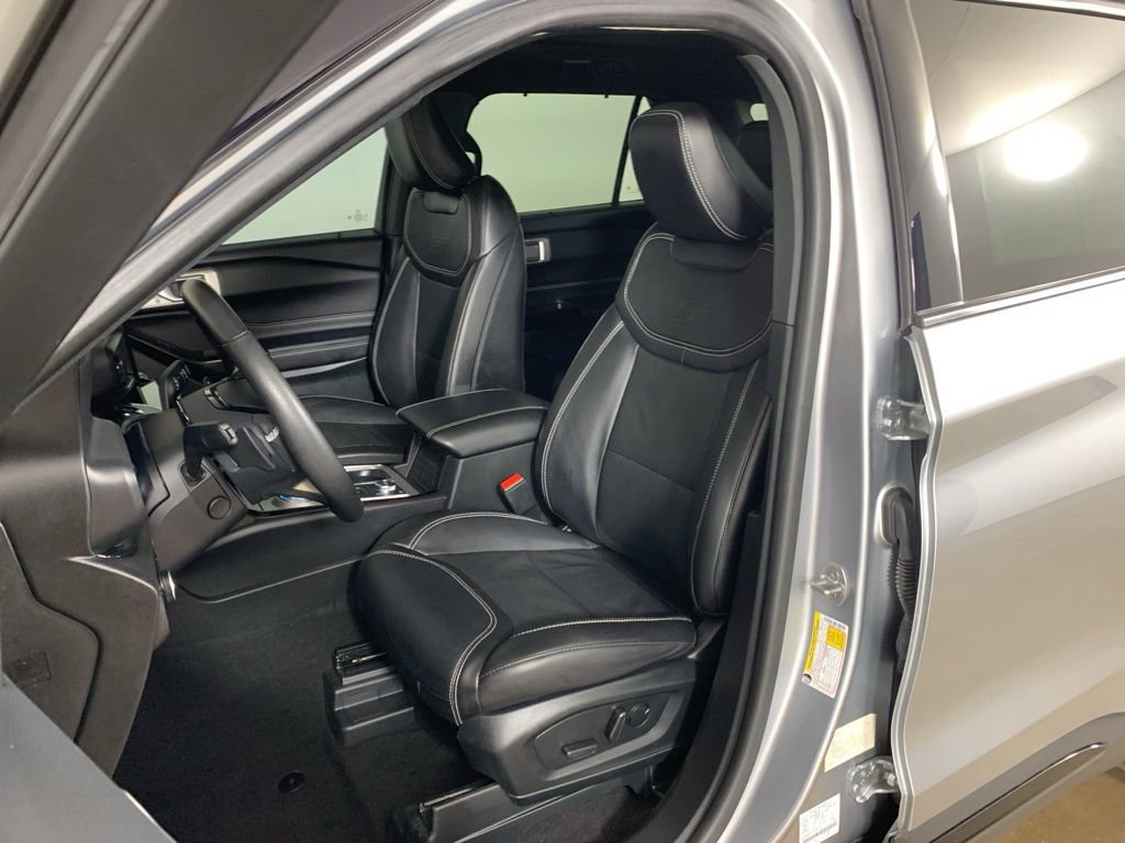Certified 2024 Ford Explorer ST AWD/4WD image 31