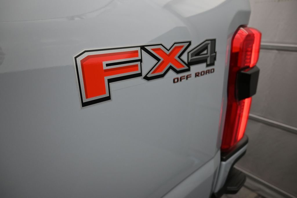 Certified 2026 Ford F250 Platinum AWD/4WD image 10