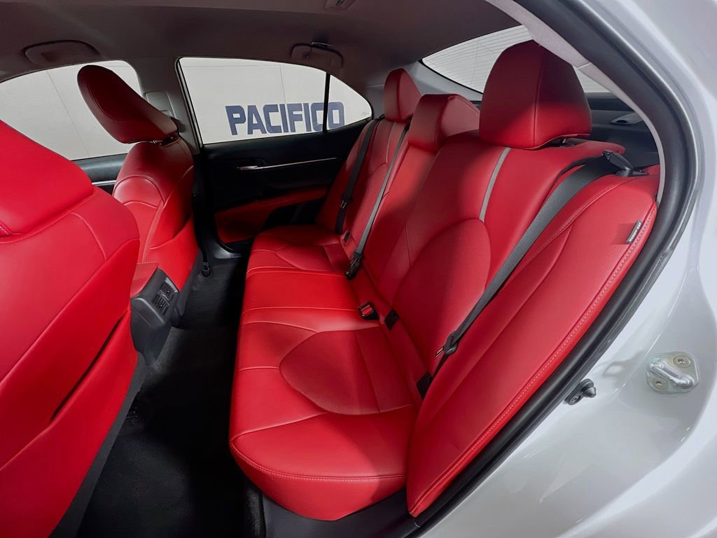 Used 2021 Toyota Camry XSE image 25