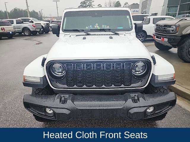 Used 2024 Jeep Gladiator Sport video 2