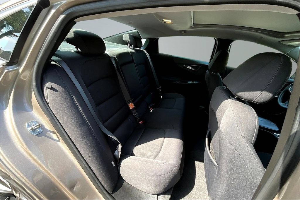 Used 2024 Chevrolet Malibu LT FWD image 24